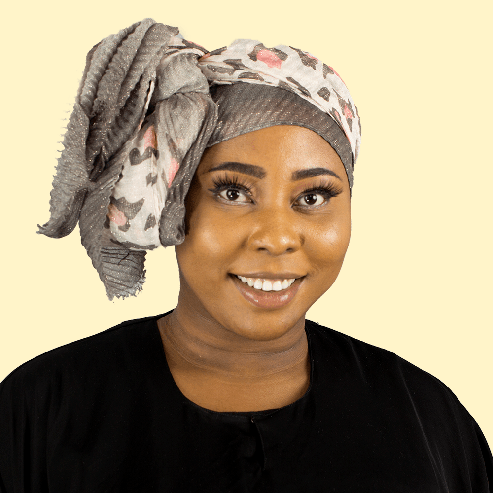 5 scarfs you must have in your closet